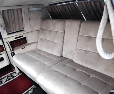 перетяжка люксового салона автомобиля